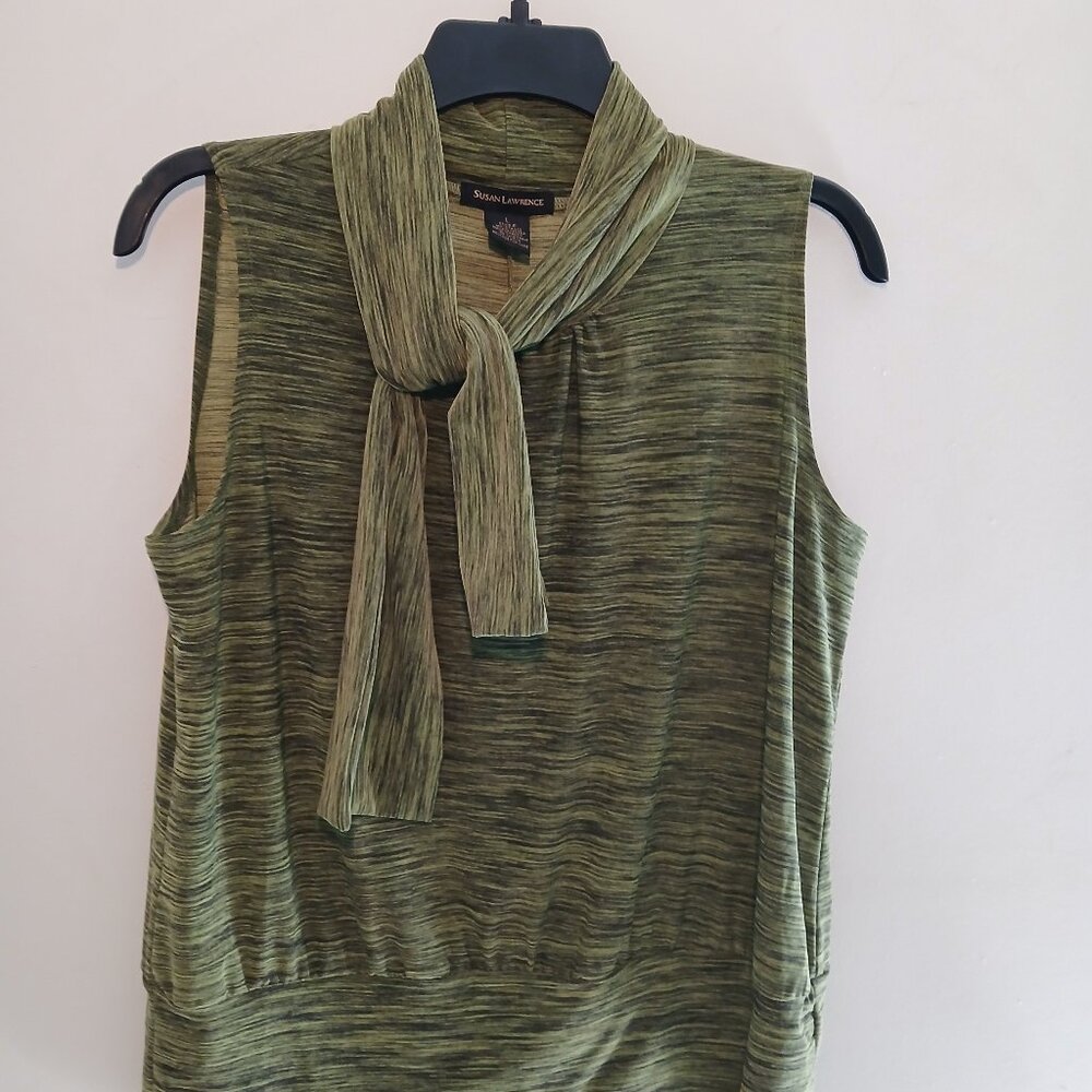 Susan Lawrence Green stripped sleeveless Top for any elegant occasion..